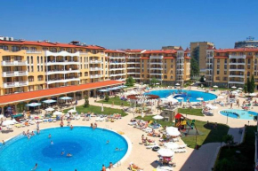 Royal sun, 6 people, 600 m from the sea